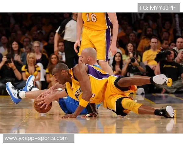 媒体人点评约克绝杀如科比经典时刻边线接球动作相似